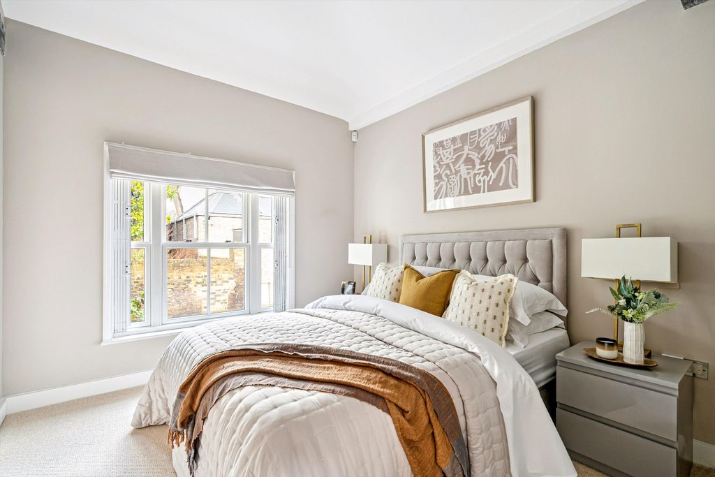 Additional image 33 of 8 bed terraced house to rentCheyne Walk & Cheyne Mews, London SW3