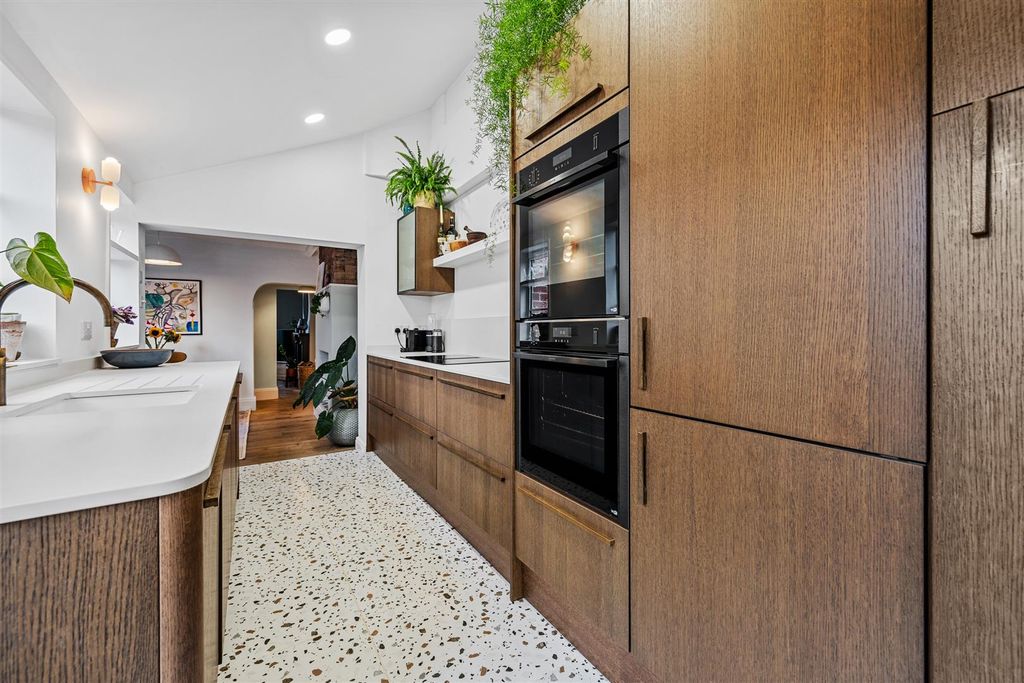 Property photo 1 of 36 45Midlandrdweb18.Jpg