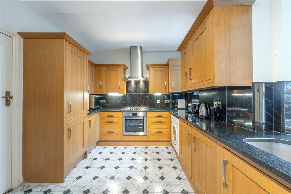 Property photo 3 of 14 Picture No. 07
