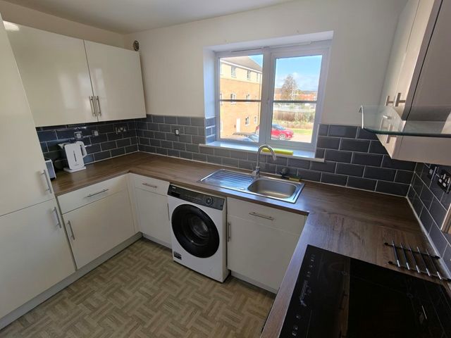 Property photo 2 of 16