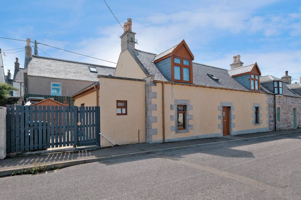 Property photo 1 of 27