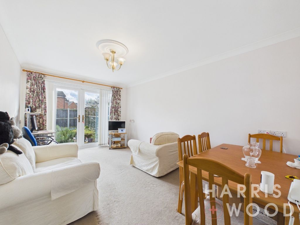 Property photo 2 of 22 4987952