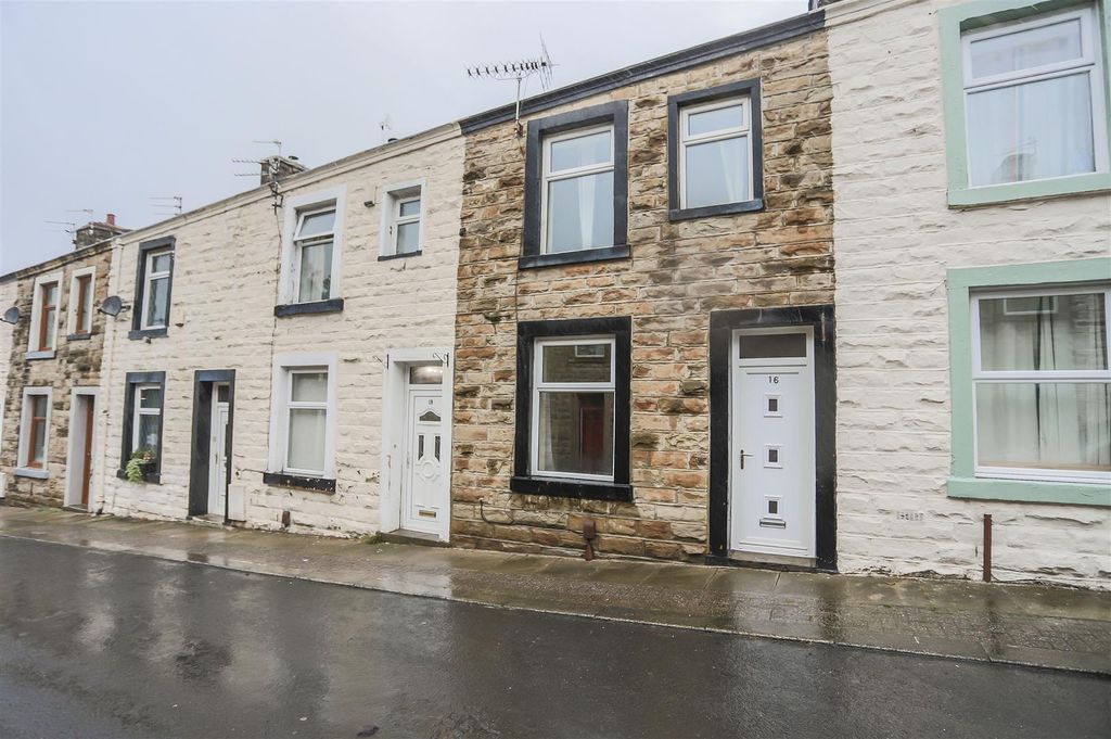 Property photo 3 of 11 3.Jpg