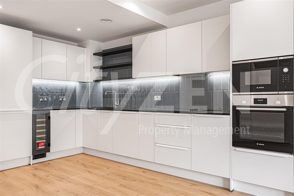 Property photo 1 of 21 Kitchen