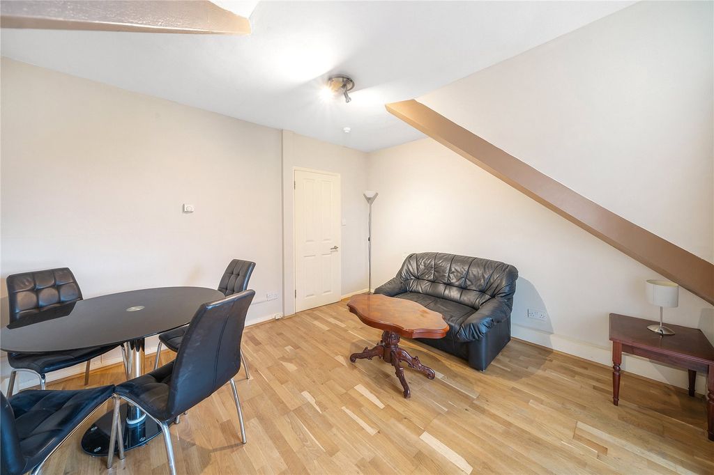 Property photo 3 of 10 Picture No. 03