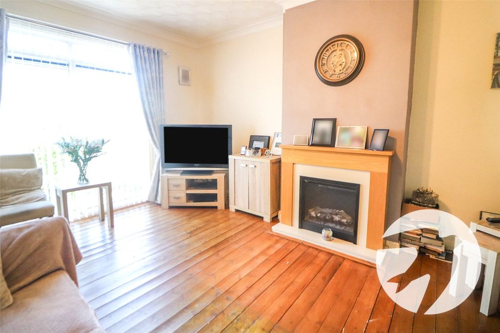 Property photo 2 of 14 Picture No. 25