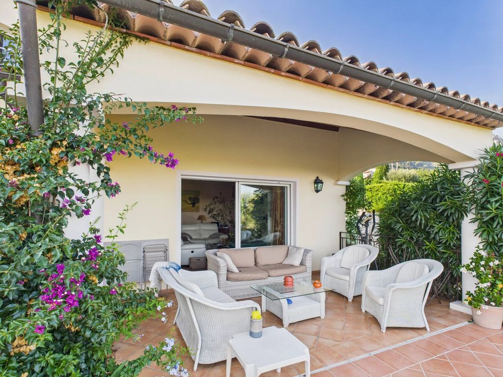 Property photo 2 of 22