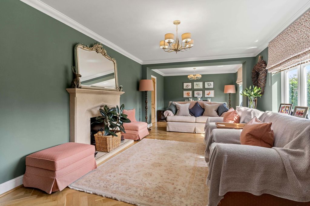 Property photo 2 of 55
