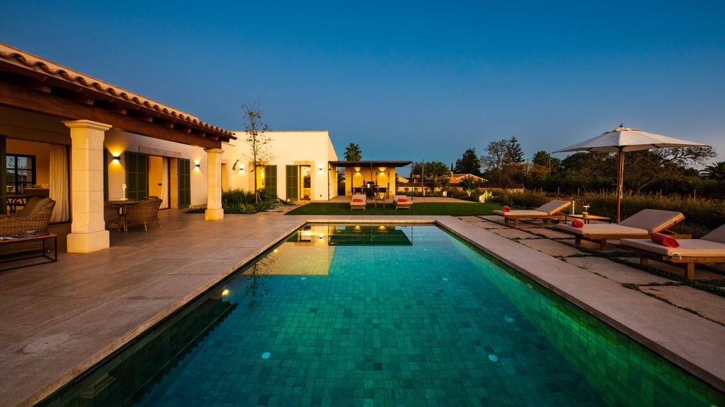 Property photo 1 of 43 80723 - 1.Jpg