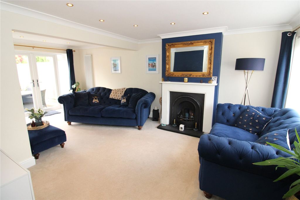 Property photo 2 of 19 Picture No. 38