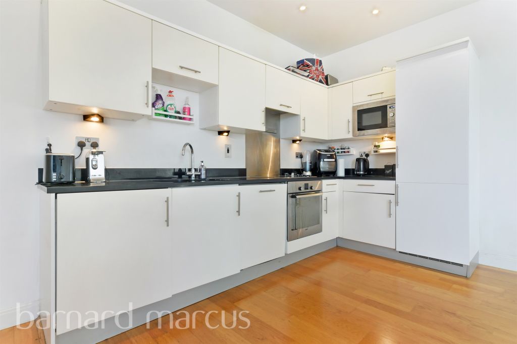 Property photo 3 of 8