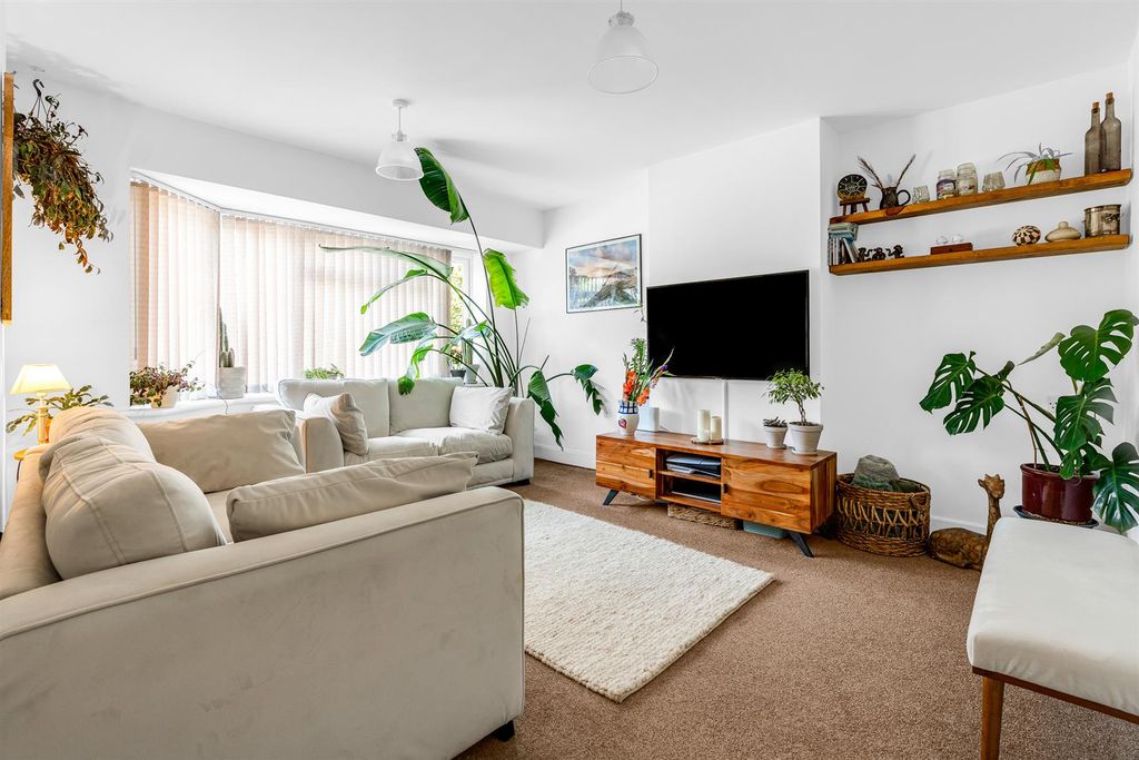 Property photo 2 of 18 Internal-4.Jpg