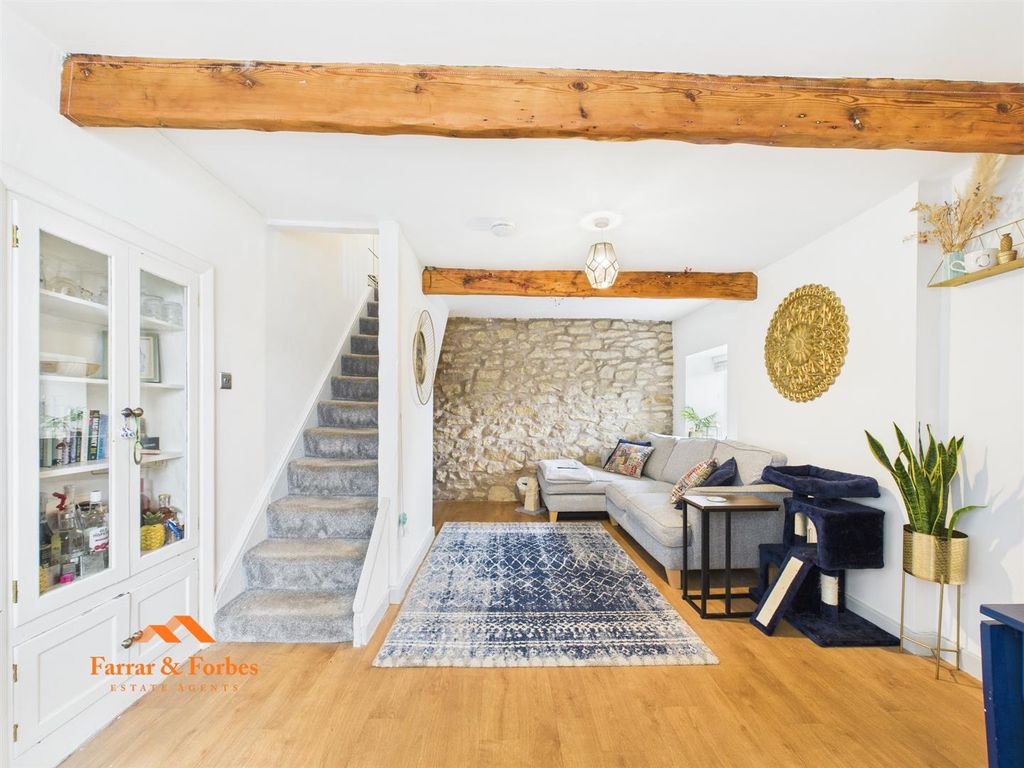 Property photo 2 of 15 Cam03956G0-Pr0161-Still004.Jpg