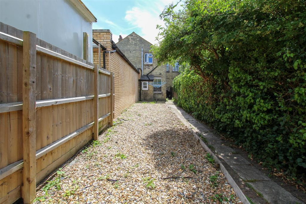 Property photo 1 of 7 Img_7167.Jpg