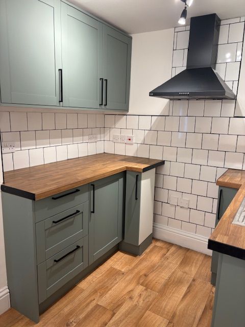 Property photo 2 of 6 Kitchen