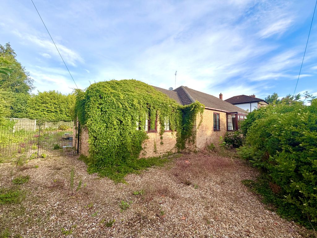 Property photo 1 of 17 2.Jpg