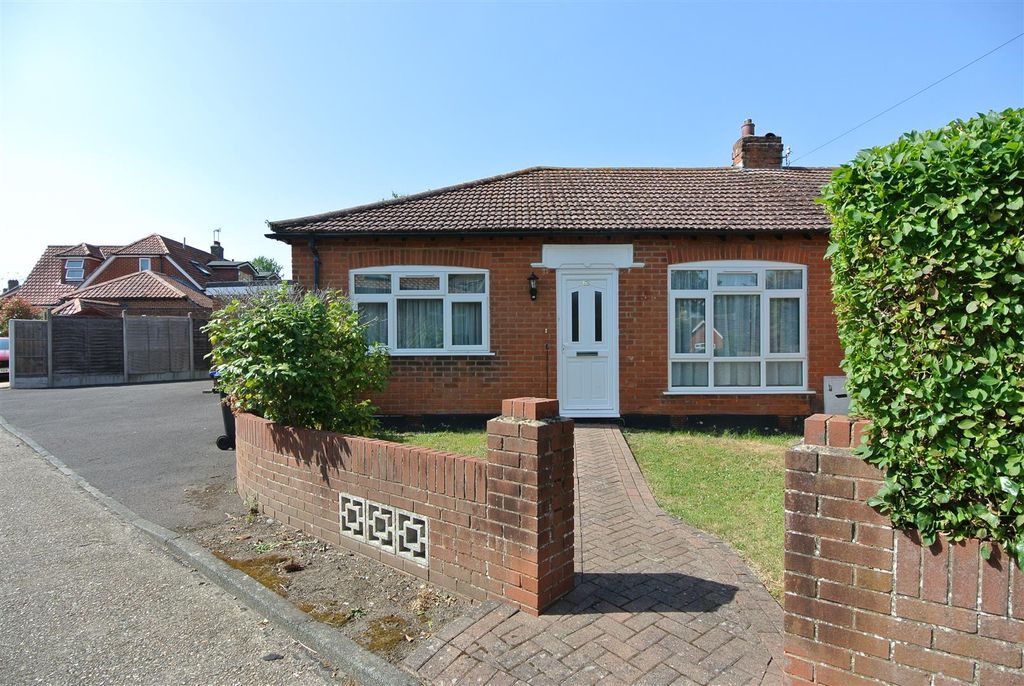 Property photo 1 of 17 Front 1.Jpg