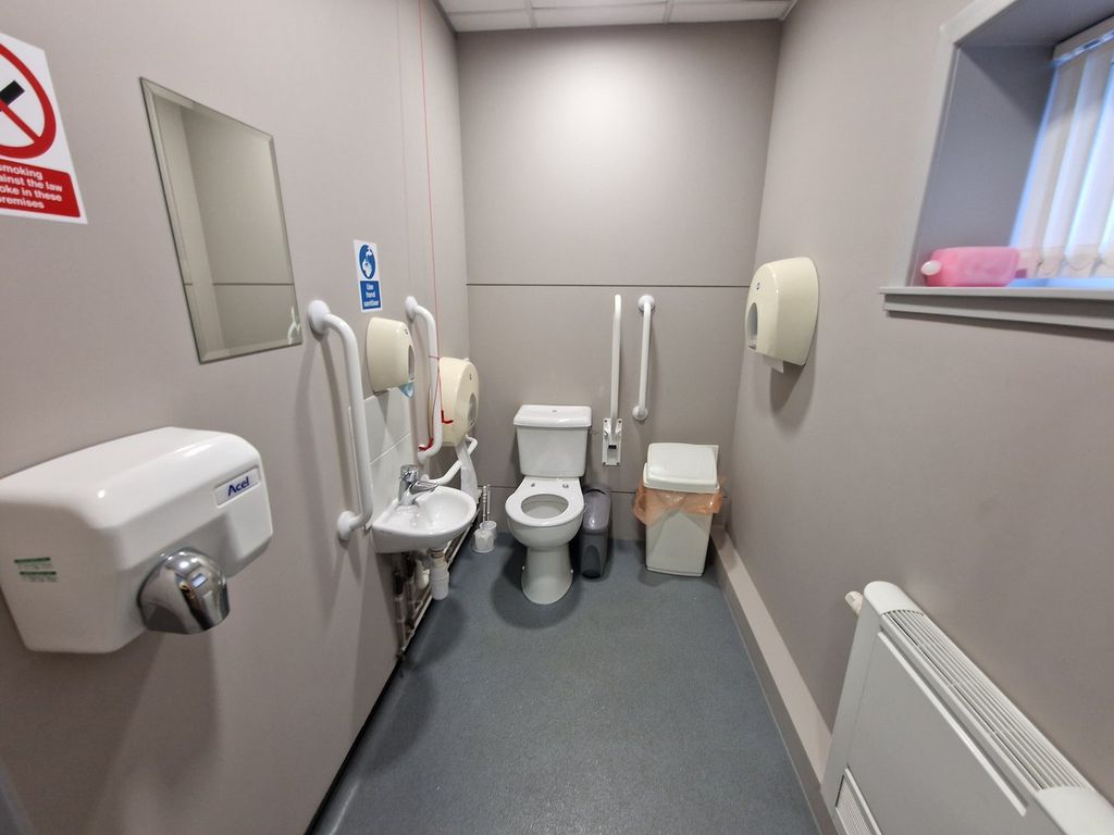 Property photo 3 of 9