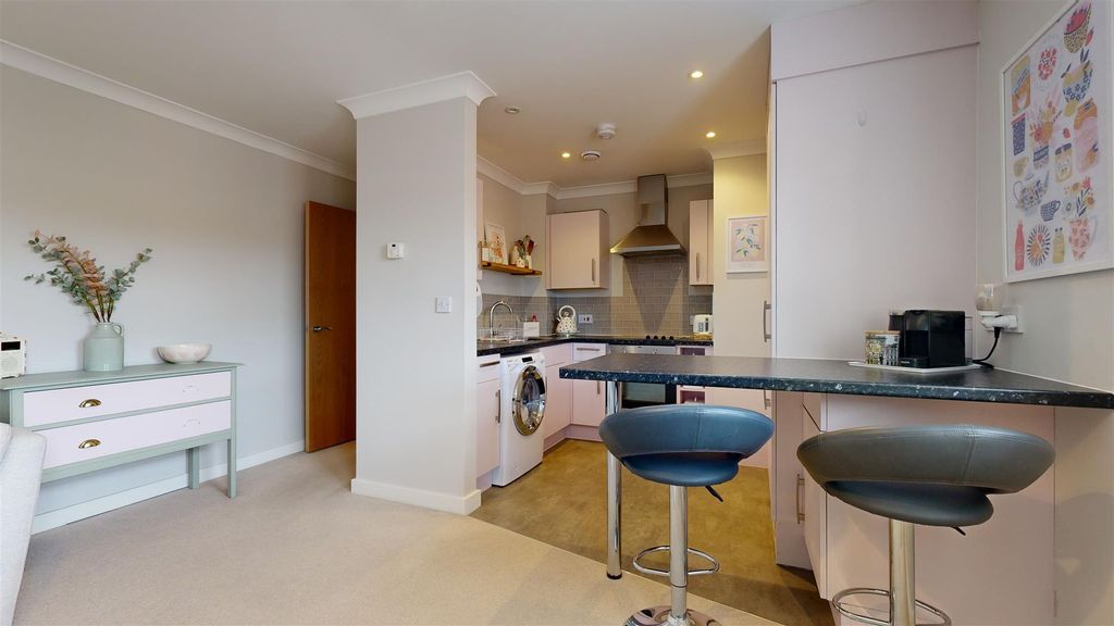 Property photo 3 of 11 Corallian-Court-08252023_123724.Jpg