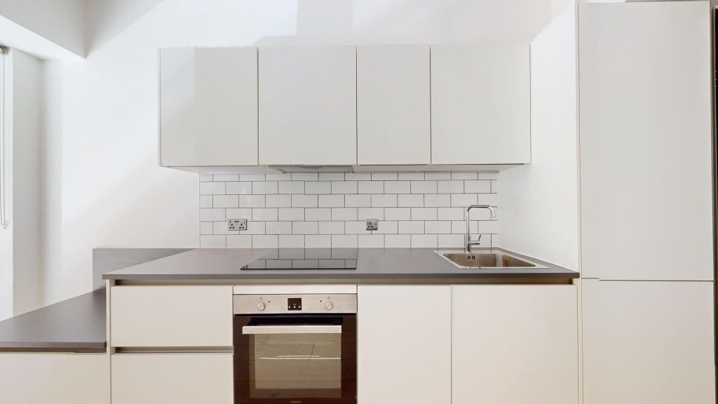 Property photo 2 of 26 Kitchen