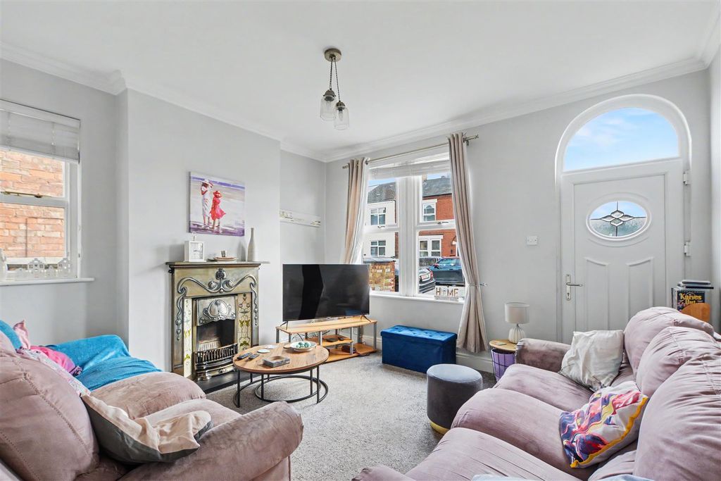 Property photo 2 of 20 Living Room