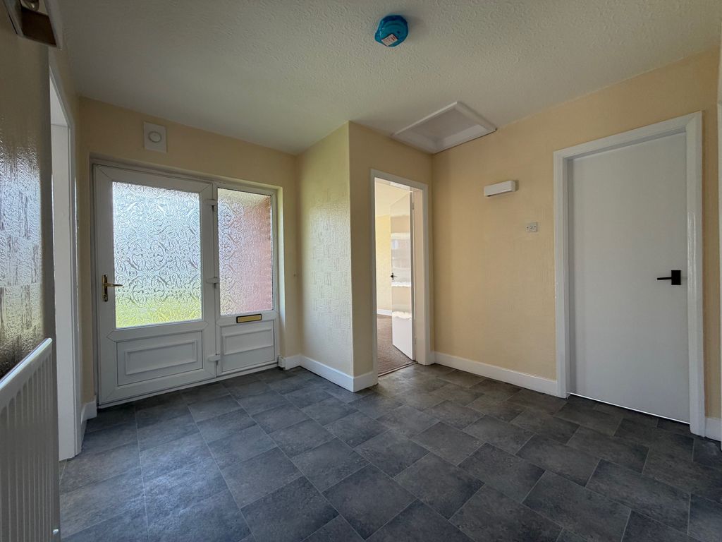 Property photo 2 of 16 Image