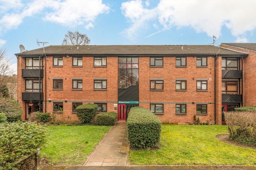 Property photo 1 of 5