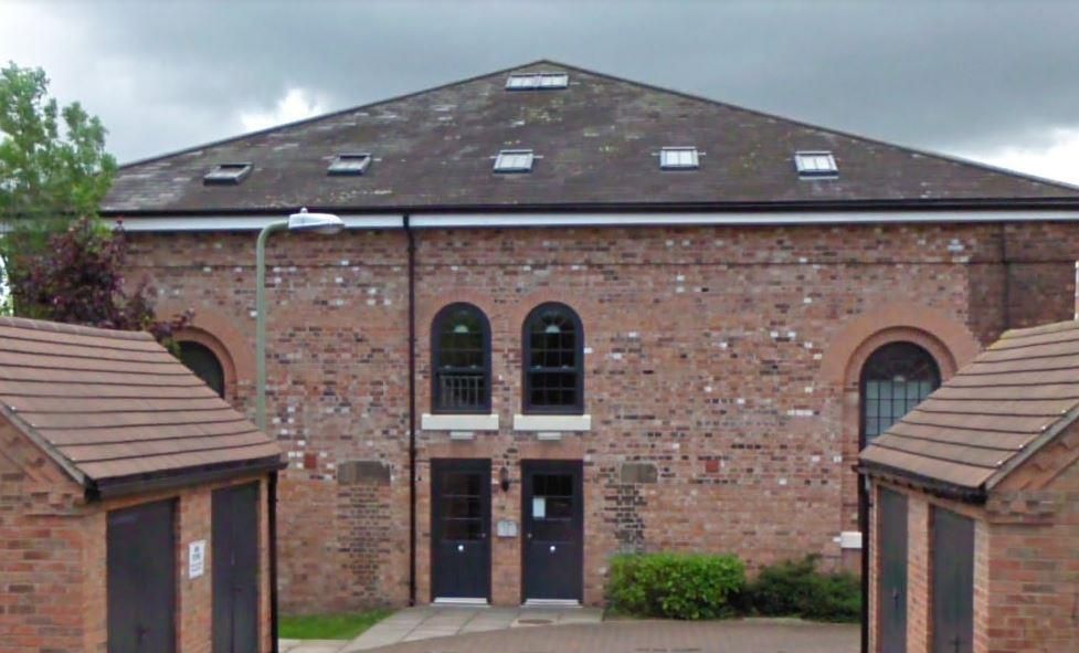 Property photo 1 of 2