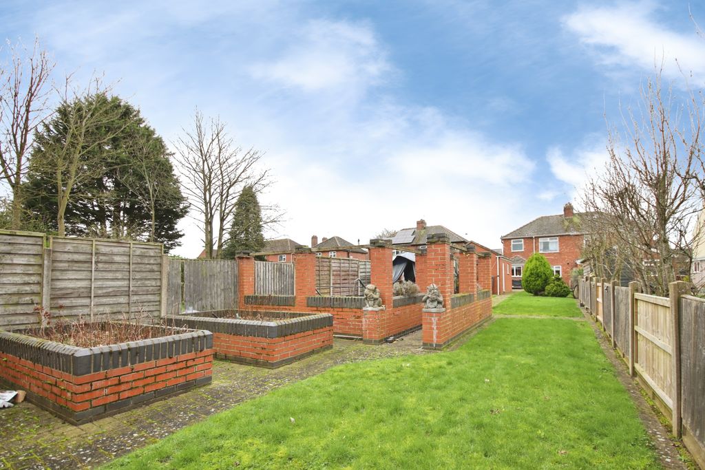 Property photo 2 of 4