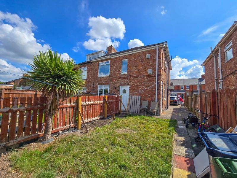 Property photo 1 of 10 External
