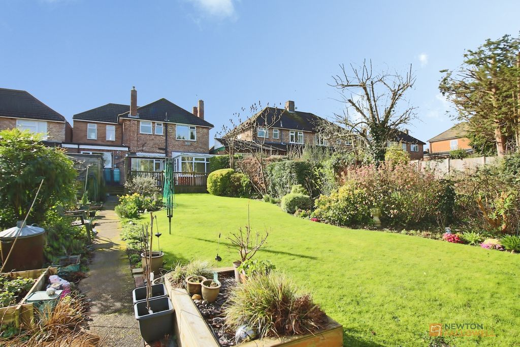 Property photo 2 of 22