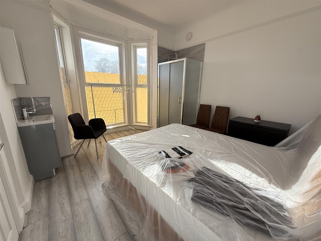 Additional image 20 of 9 bed shared accommodation to rentRamsgate Road, Broadstairs CT10