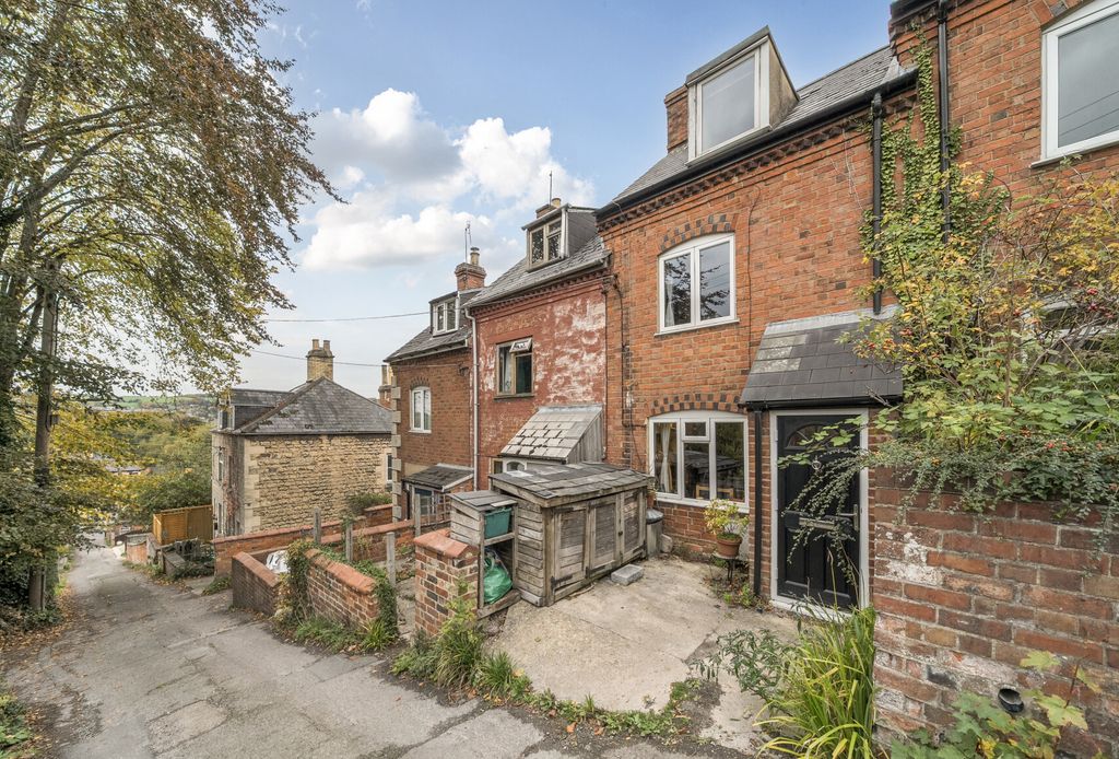 Property photo 1 of 20 1371215-2-68F8F8E...