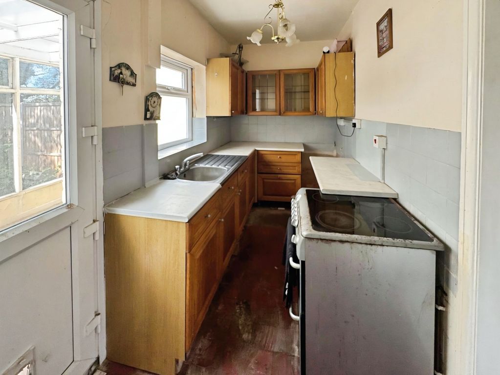 Property photo 2 of 9 1De0B478-2097Eb85-E5B2-41d8-Abe8-Ed80058Ac93c