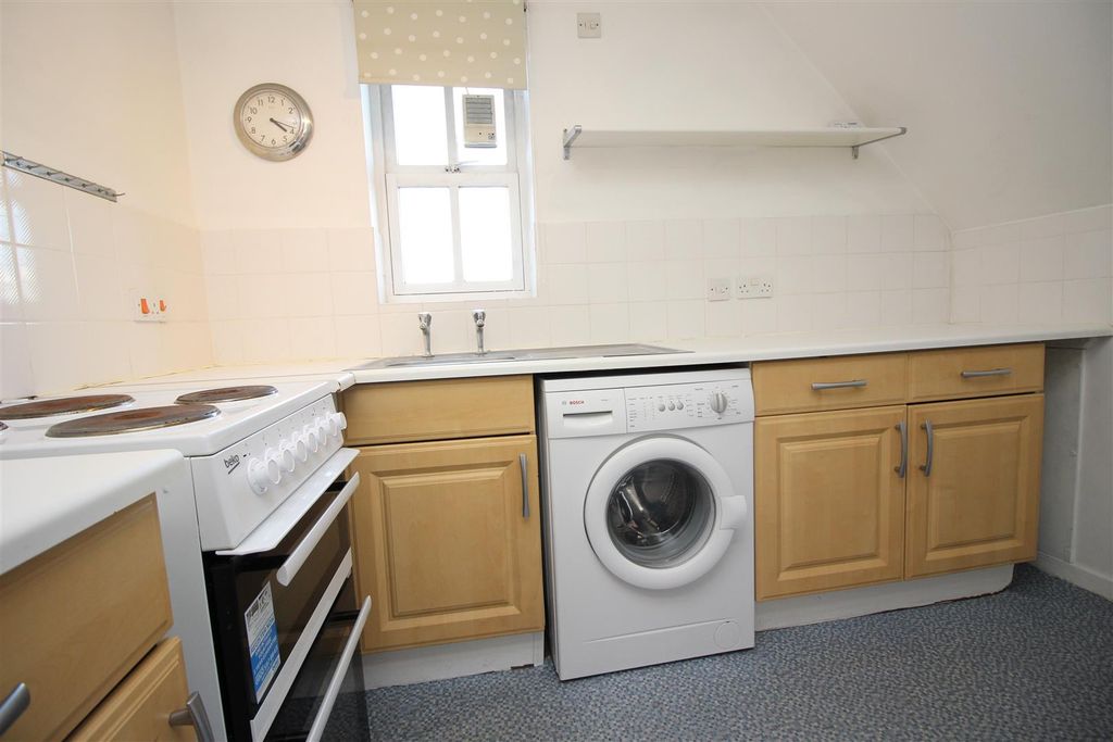 Property photo 3 of 5 Picture 3