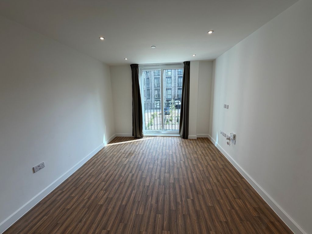 Property photo 2 of 5
