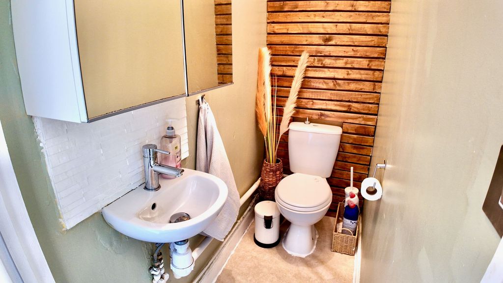 Additional image 19 of 4 bed semi-detached house for saleHillside Road, Crumlin NP11