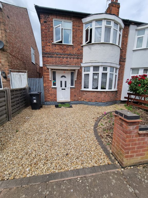 Property photo 1 of 11 Front