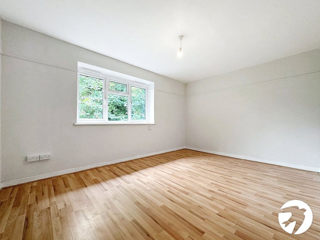 Property photo 3 of 7 Picture No. 02