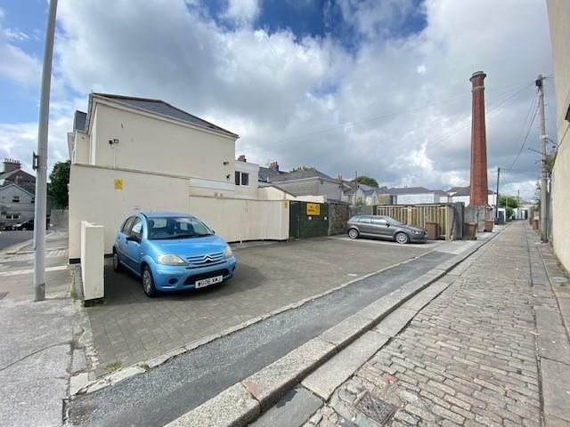 Property photo 2 of 15 No Place Rear.Jpg