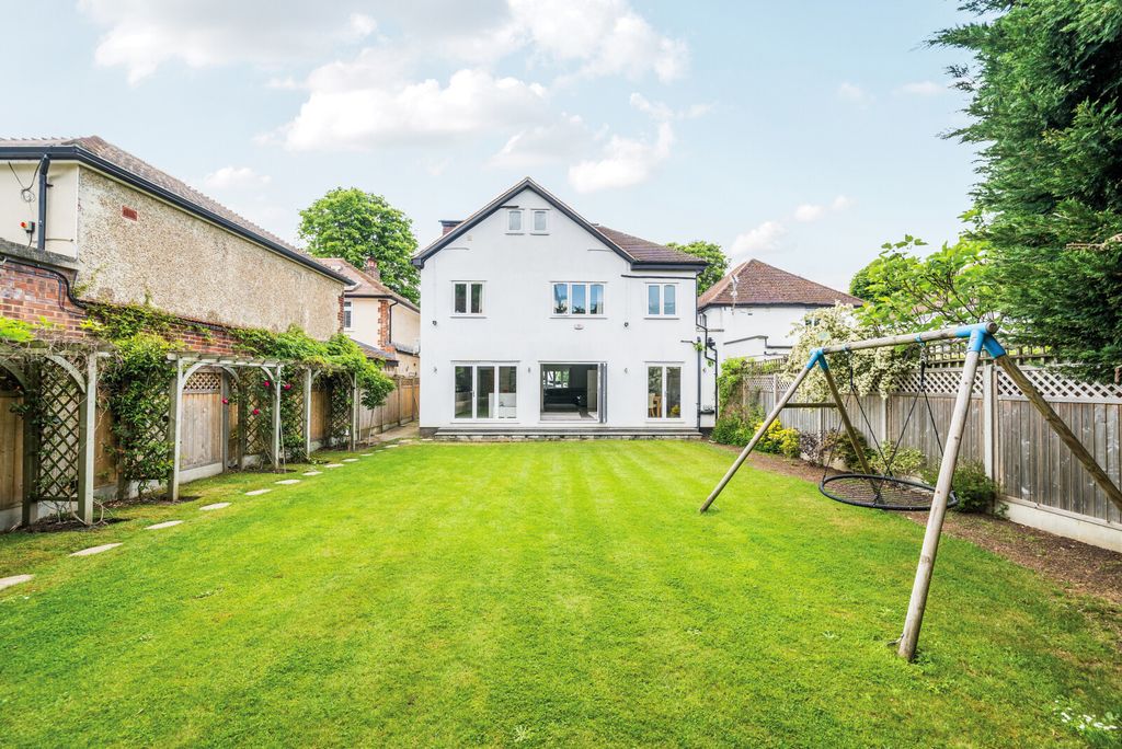 Property photo 2 of 26 1293791-51-682B54...