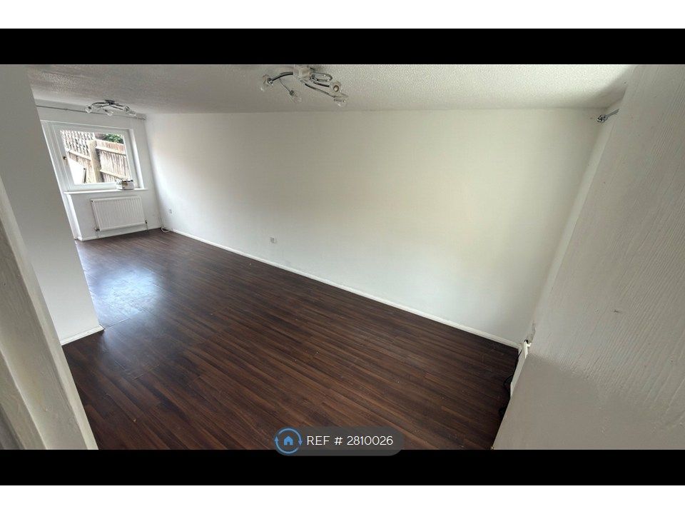 Property photo 3 of 13 Living Room