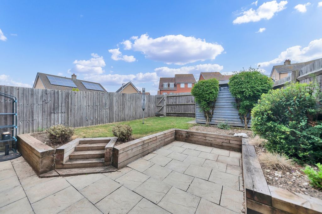 Property photo 2 of 15