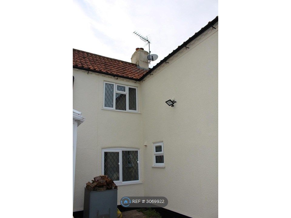 Property photo 2 of 21