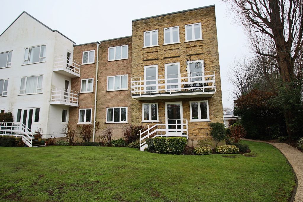 Property photo 1 of 12