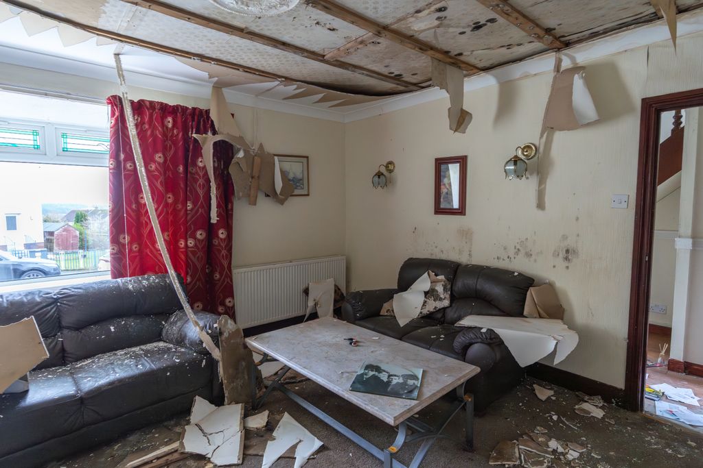 Property photo 3 of 21 Gallery