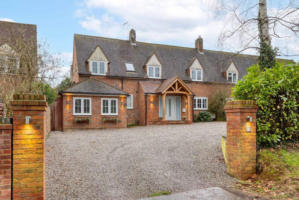 Property photo 1 of 31 Picture No. 25