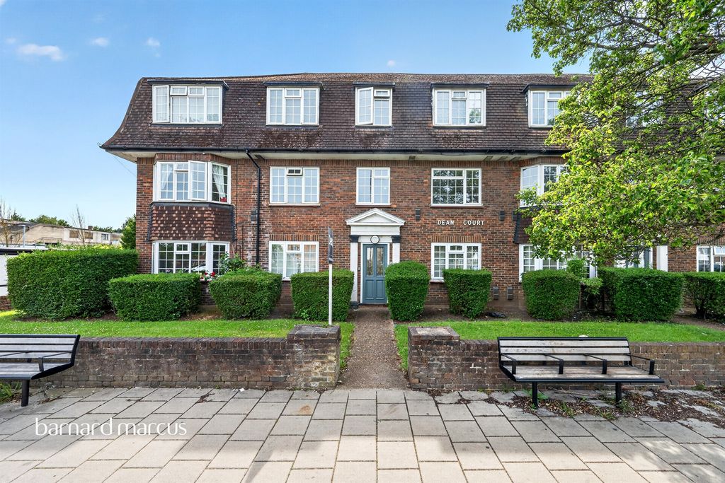 Property photo 1 of 8
