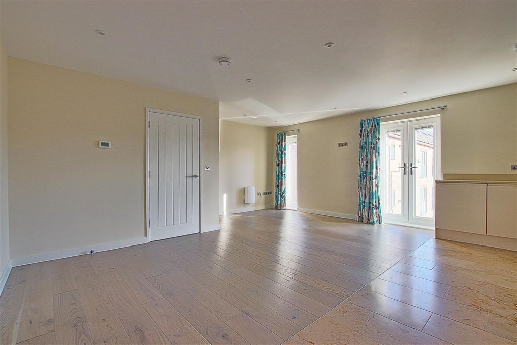 Property photo 3 of 6 Living Dining.Jpg