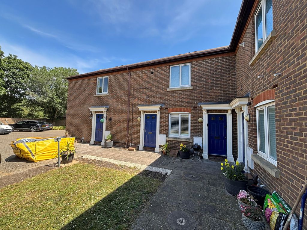 Property photo 1 of 8 1